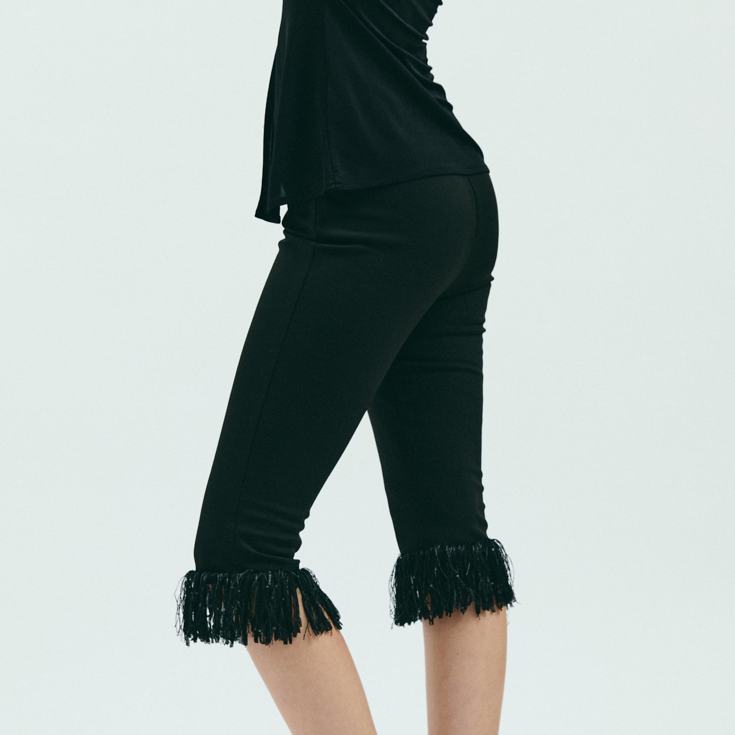 DANCÉ CAPRI PANTS