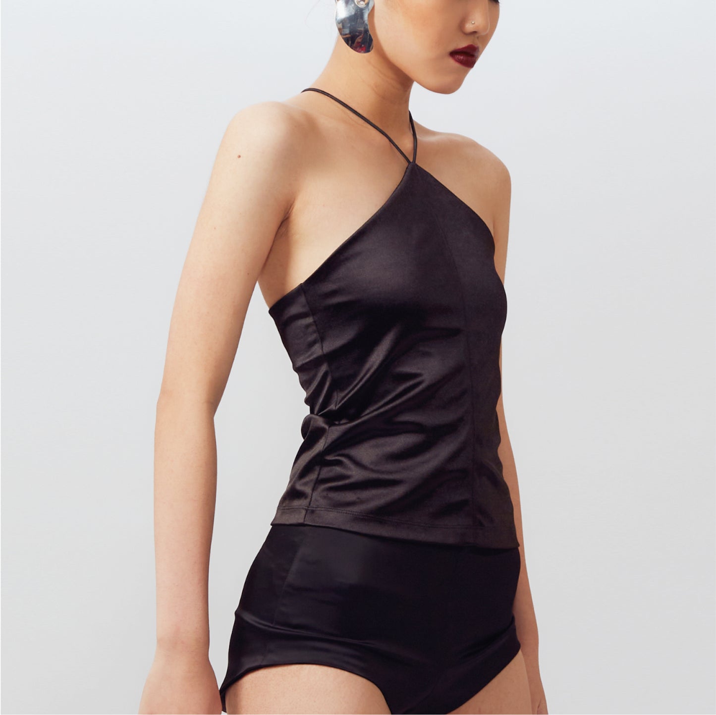 KNOTTA HALTER TOP